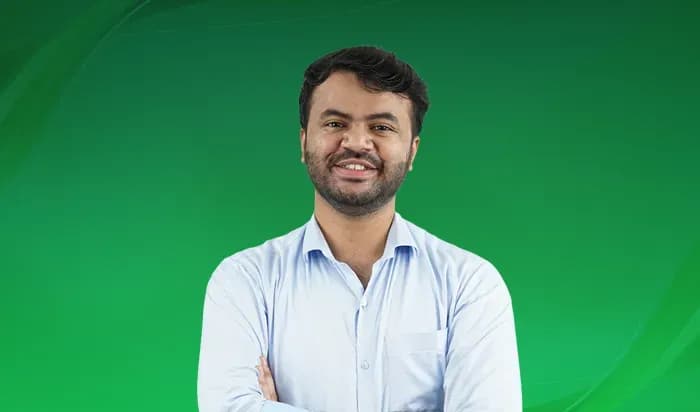 Make Money Online - Huzaifa Dhapai